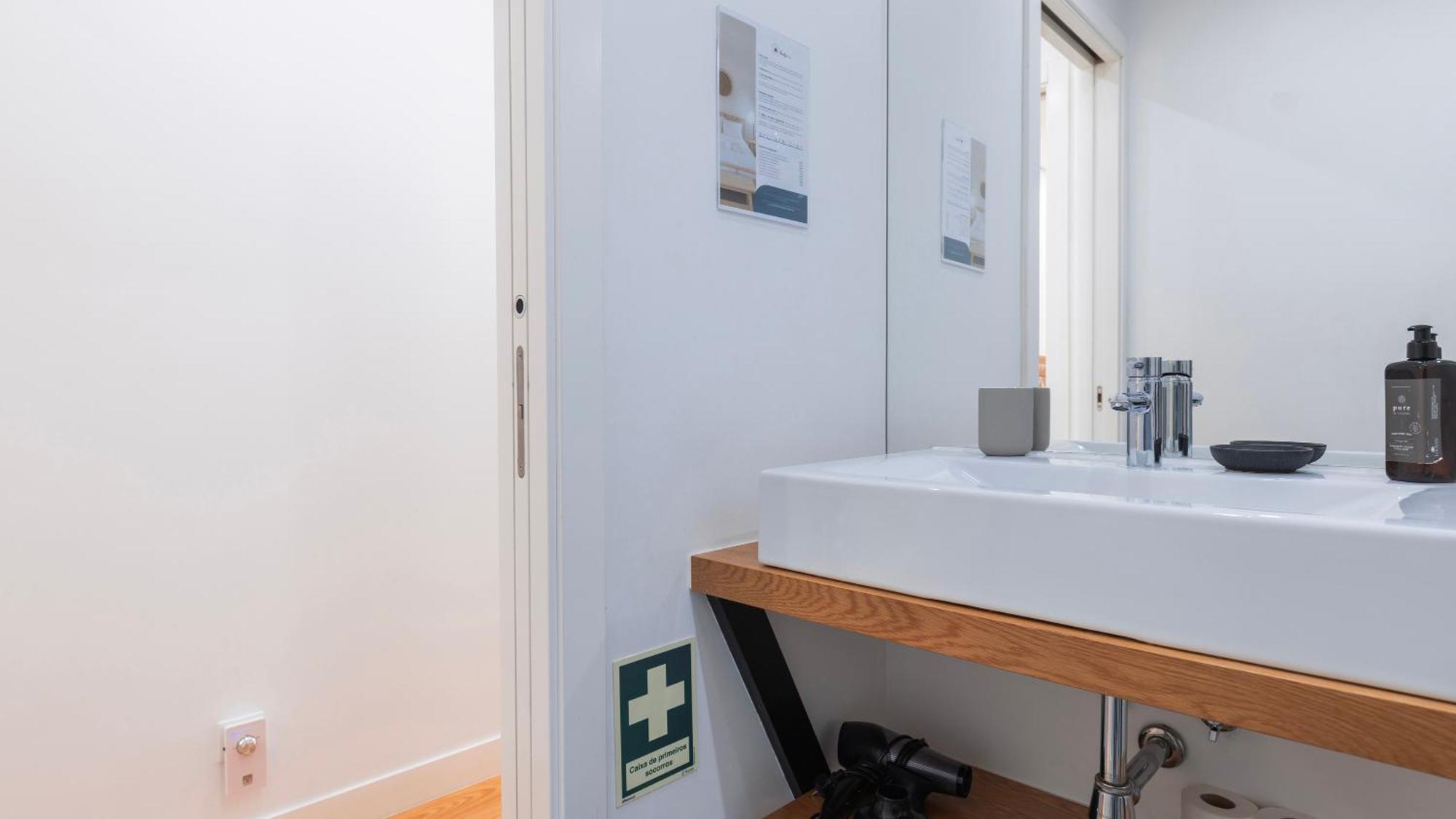 Charming In Bairro Alto By Lovelystay * Lisboa